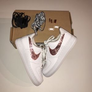 rose gold and black air force ones